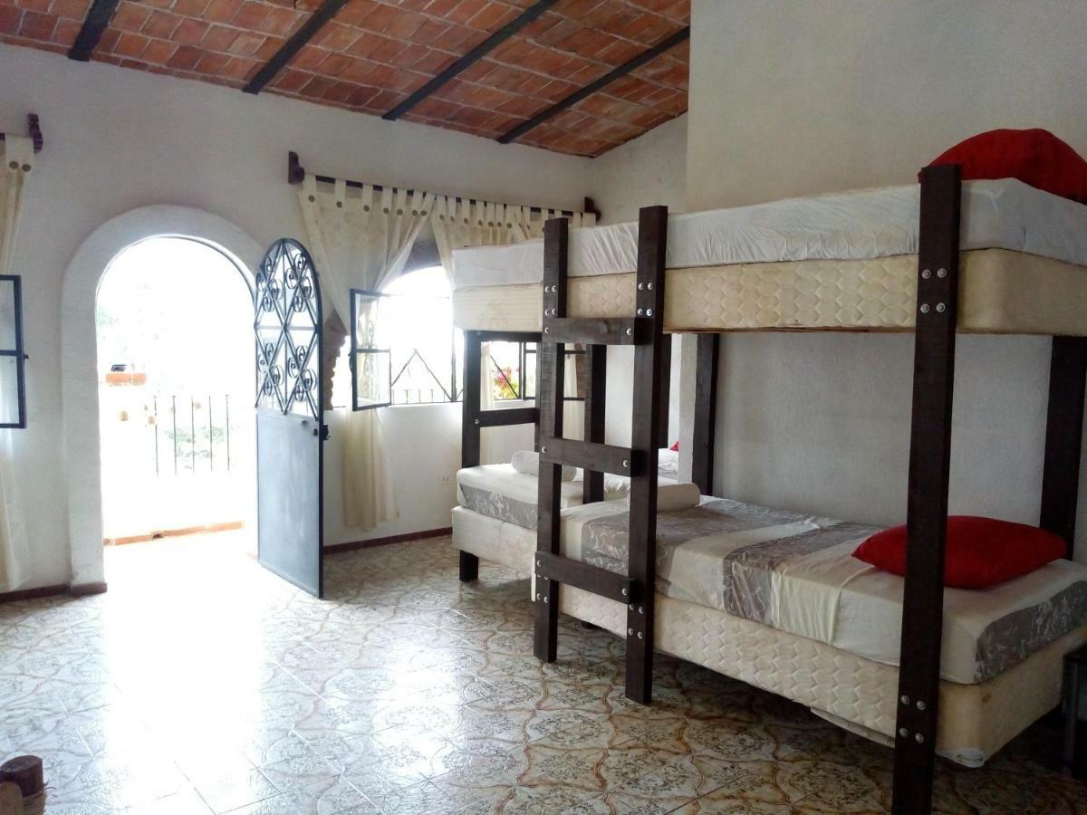 Margaritas Hostel Puerto Vallarta Bagian luar foto